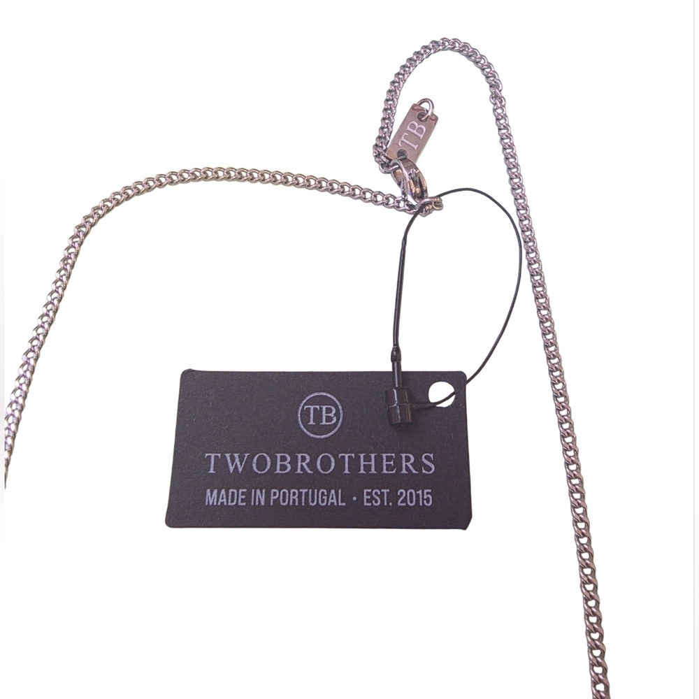 New Stainless Steel Pendant With 22" Chain - Picture 3 of 5